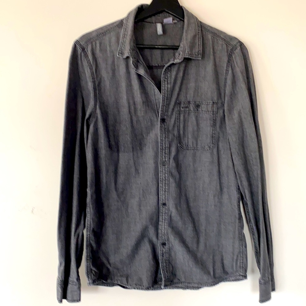 H&M casual button down shirt